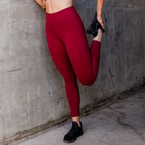 BORN PRIMITIVE x Barbella - Cabernet High Waist Synergy Full Length Leggings - M - Picture 5 of 13